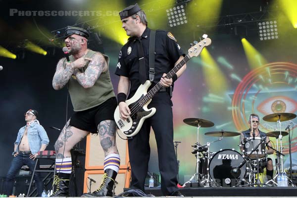 TURBONEGRO - 2018-06-16 - BRETIGNY-SUR-ORGE - Base Aerienne 217 - Main Stage - 